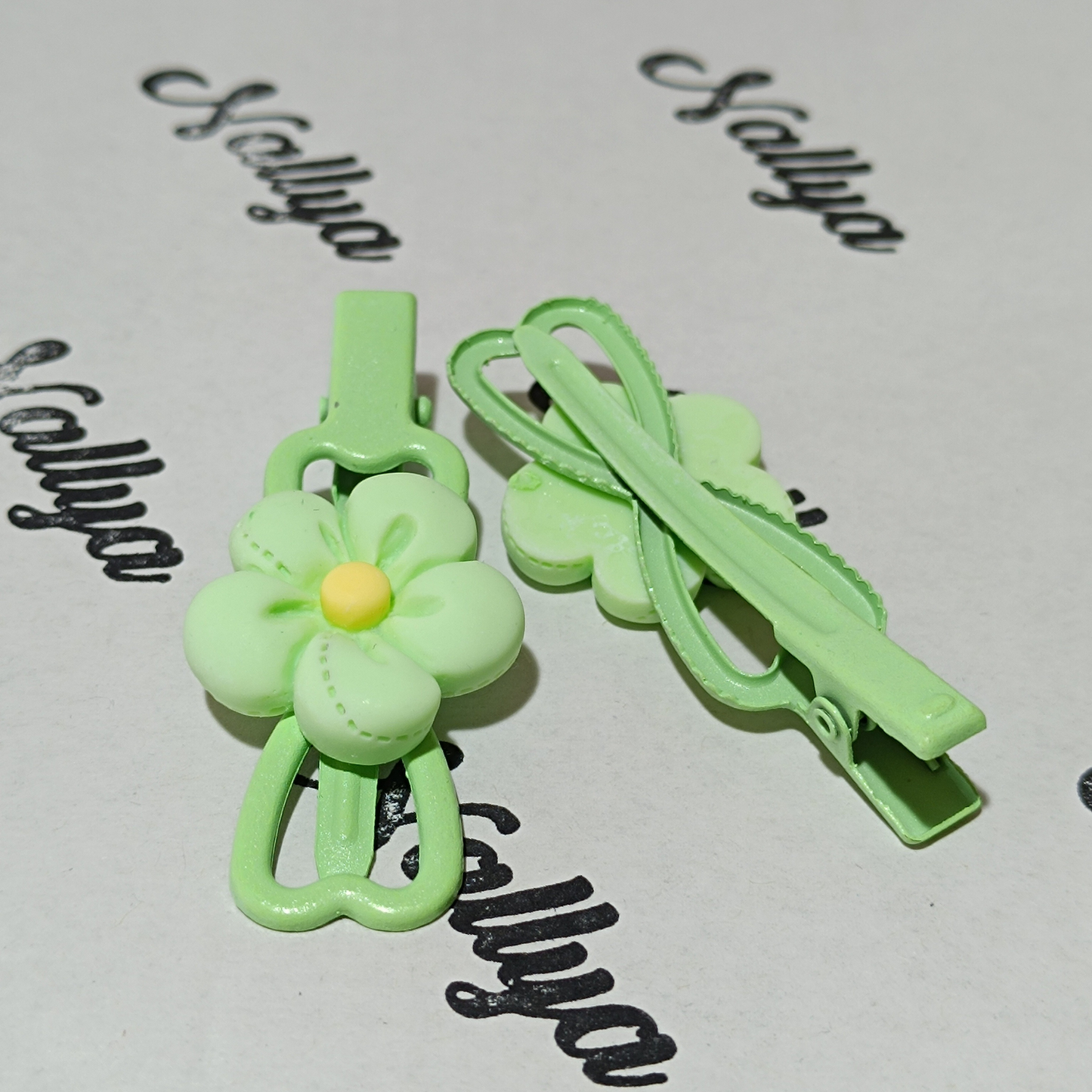 Barrettes x2 fleurs
