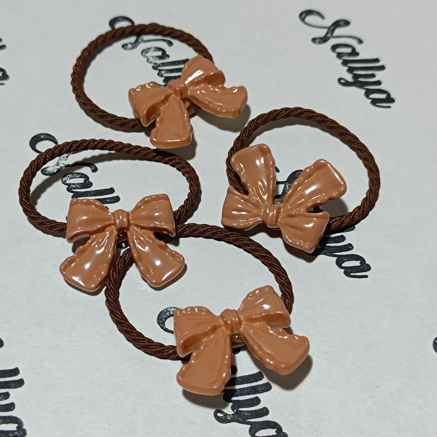 Élastique noeuds marron