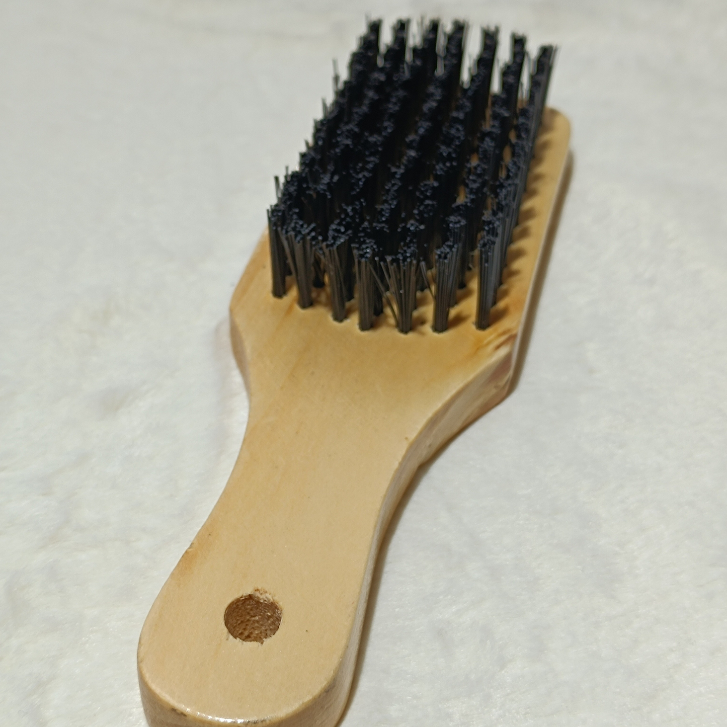 Brosse en poils de sanglier